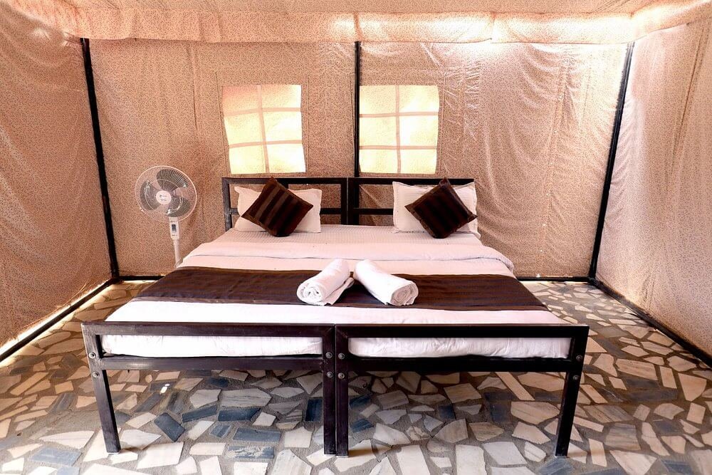 nova-patgar-tents (2)